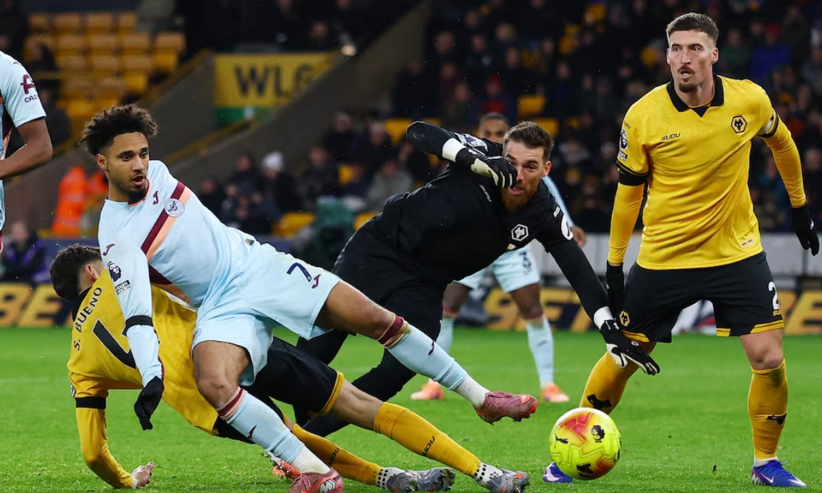 Phân tích phong độ Brentford vs Wolverhampton