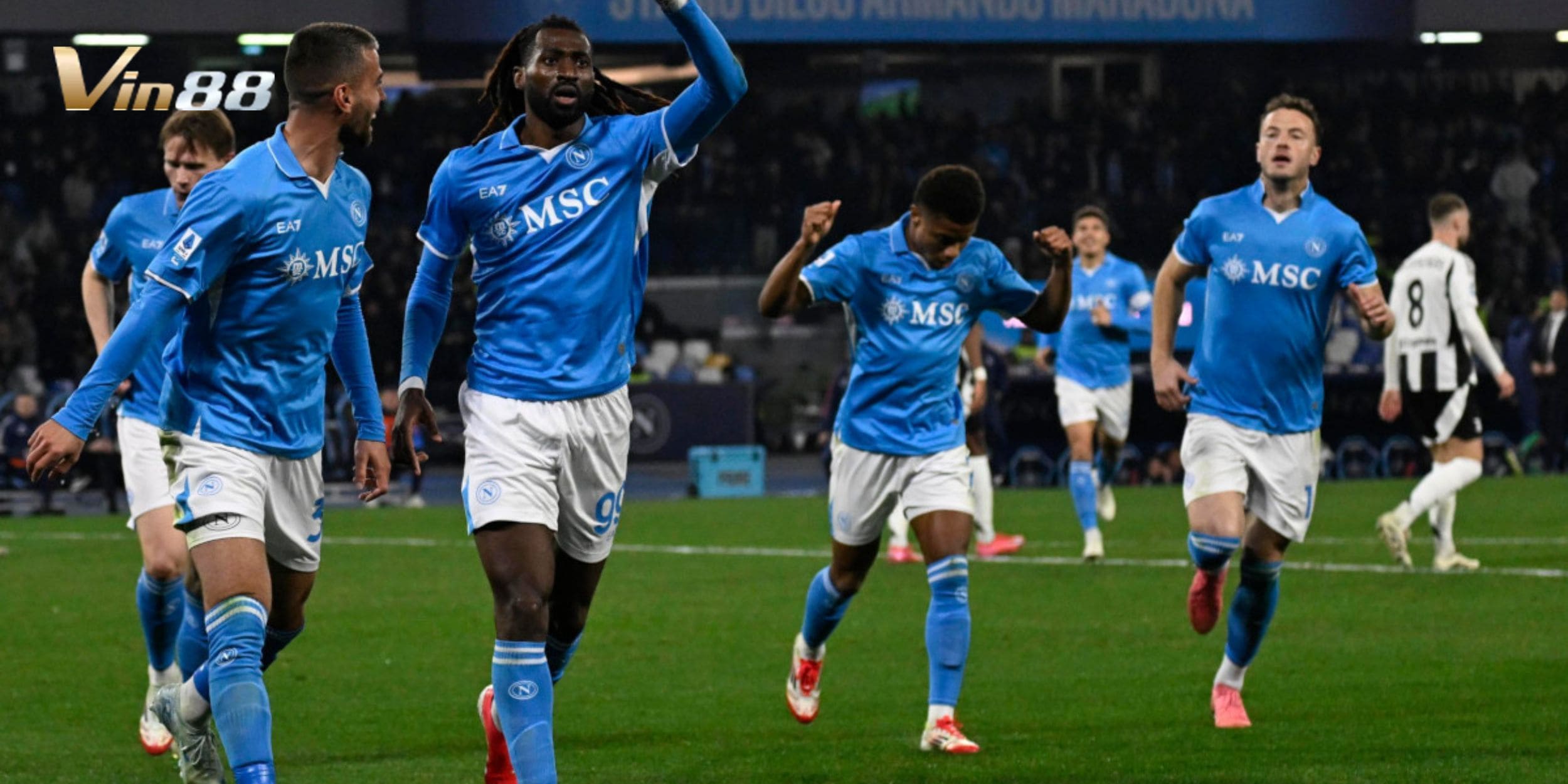 Phong độ ổn định giúp Napoli duy trì vị trí trong nhóm đầu Serie A