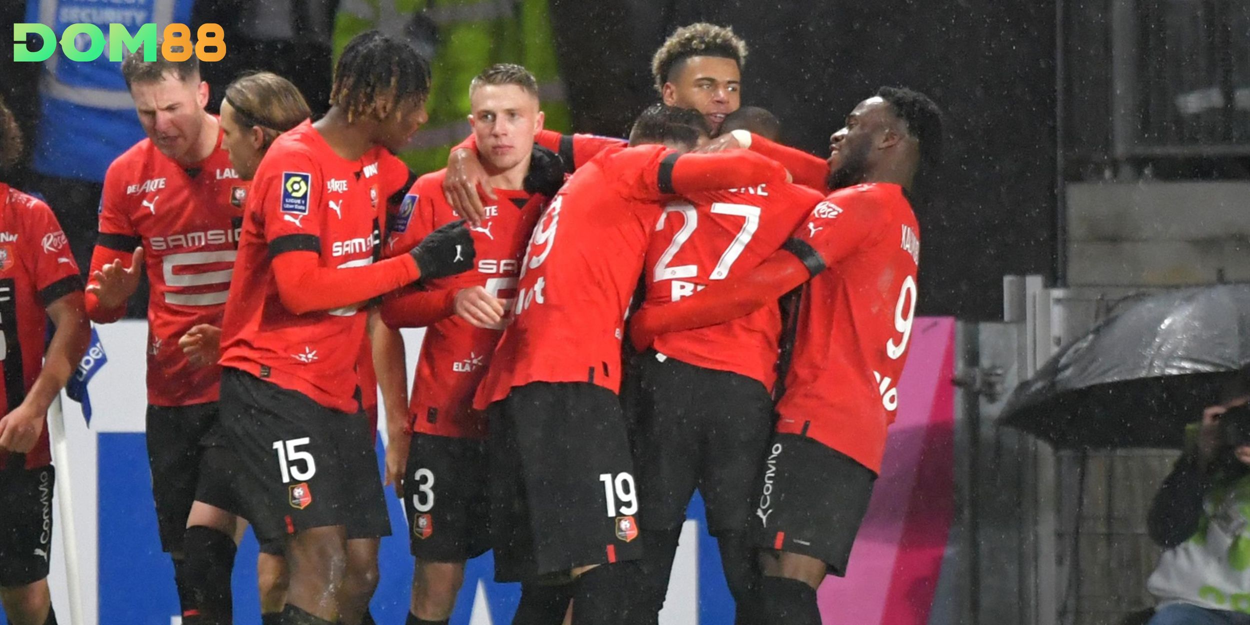 Rennes sở hữu hiệu số +6 phản ánh sự cân bằng đội hình