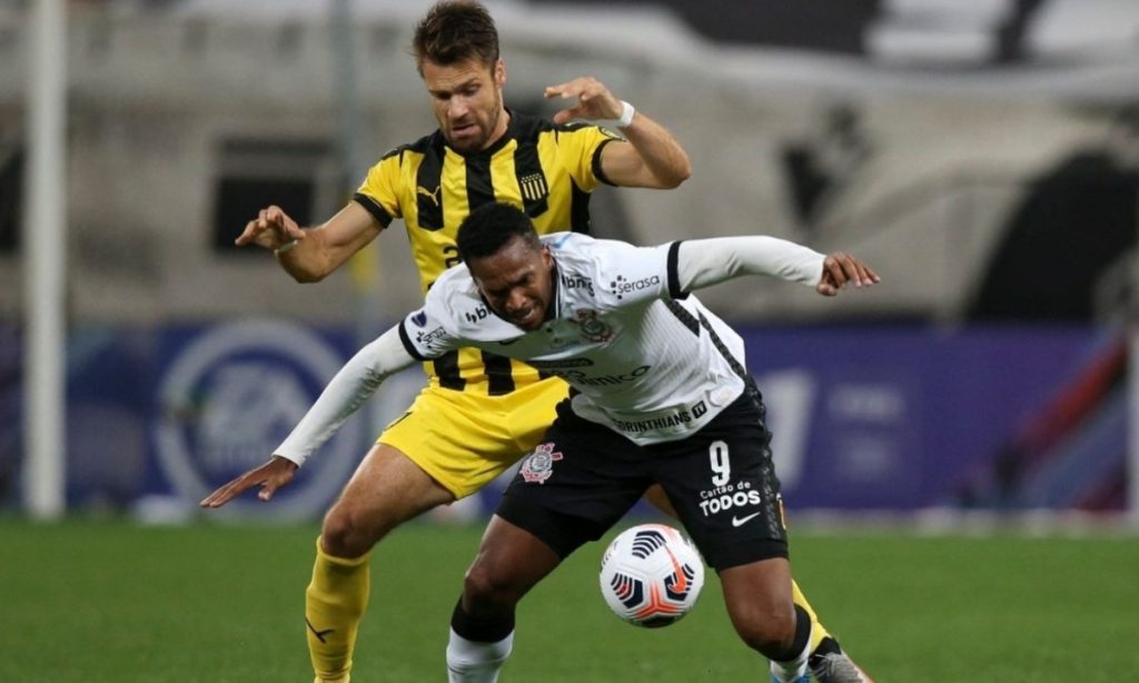 Phân tích phong độ Corinthians vs Penarol