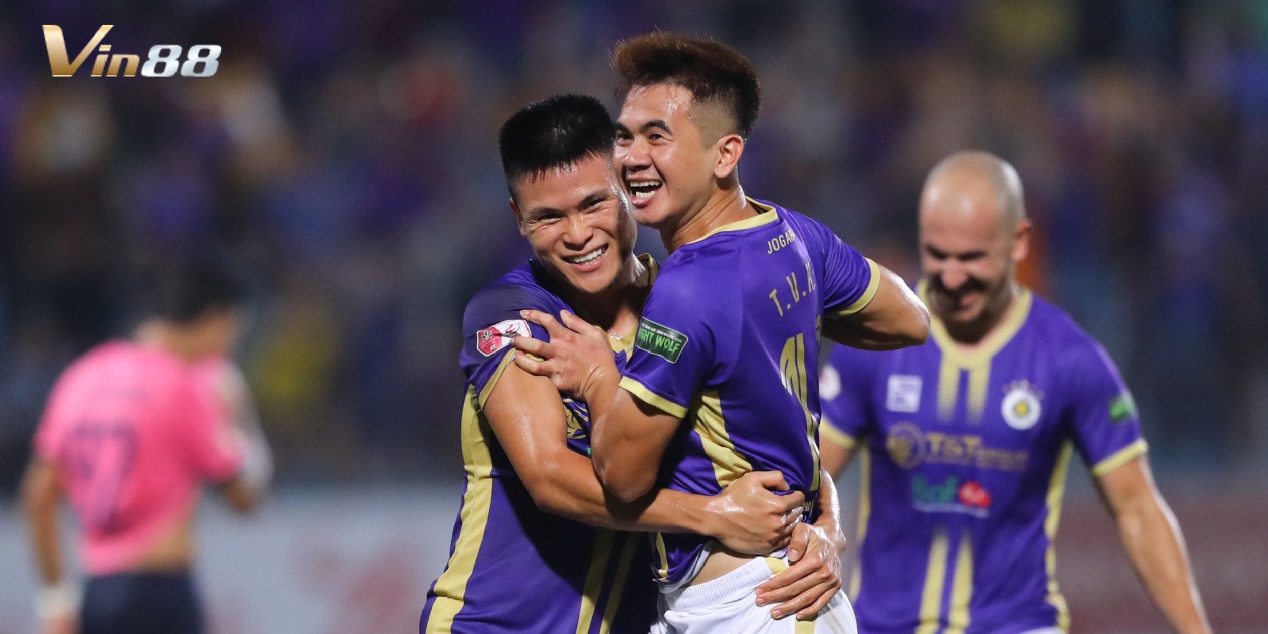 Hà Nội FC duy trì phong độ ổn định và bám đuổi nhóm dẫn đầu