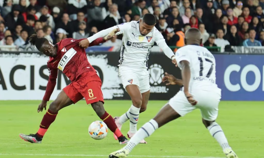 Phân tích phong độ LDU Quito vs Always Ready