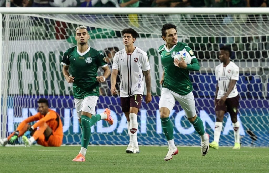 Dự đoán tỷ số Palmeiras - Chapecoense-SC: 3-1