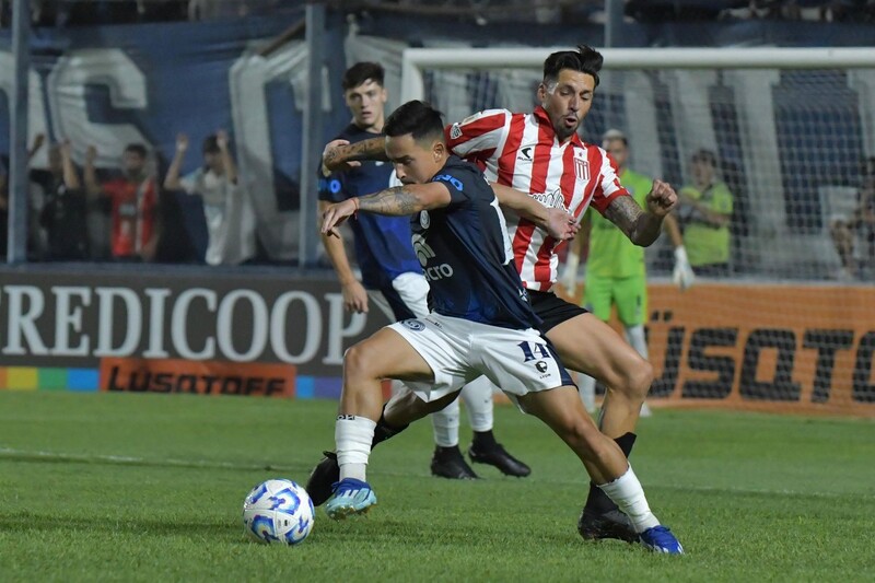 Estudiantes vs Independiente - Căng thẳng cực độ