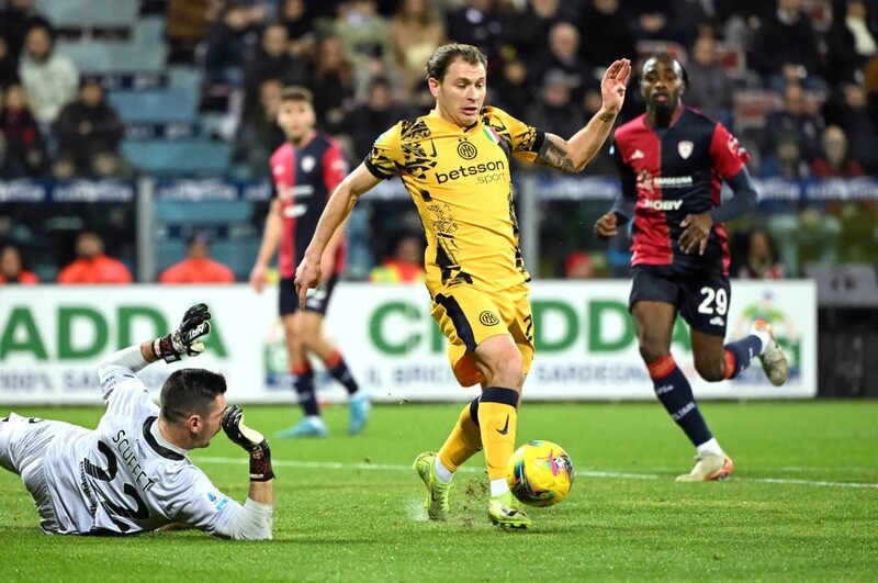 Cagliari vs Inter Milan - Quá dễ cho nhà đương kim vô địch