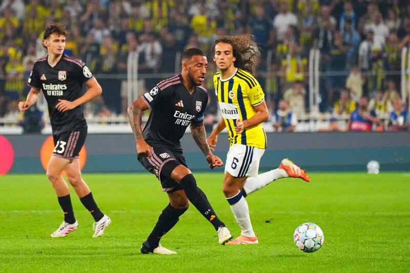 Lyon vs Fenerbahce - Quyết chiến trên đất Pháp