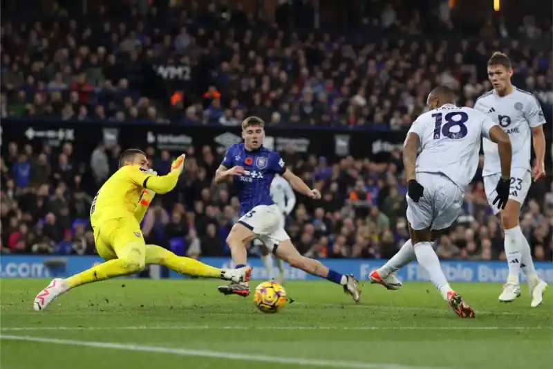Thành tích thi đấu gần đây của Ipswich vs Leicester