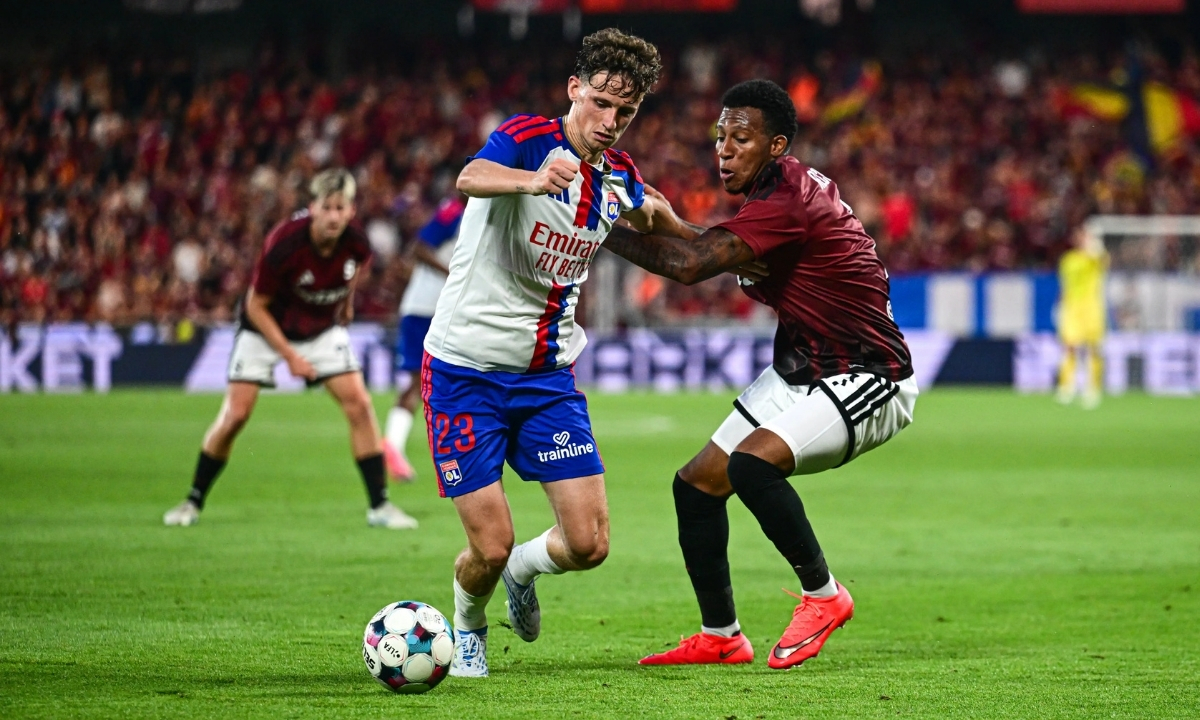 Phân tích phong độ Lyon vs Sparta Prague