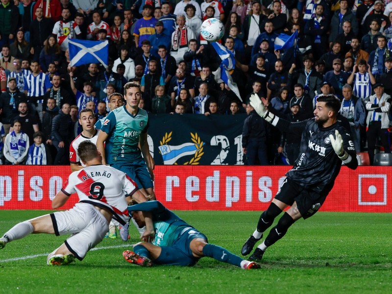 Trước trận đấu Rayo Vallecano vs Alaves