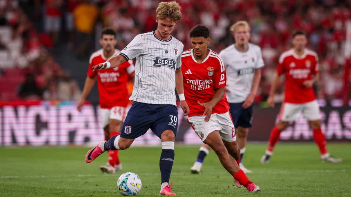 Dự đoán tỷ số Aarhus - Benfica: 2-3
