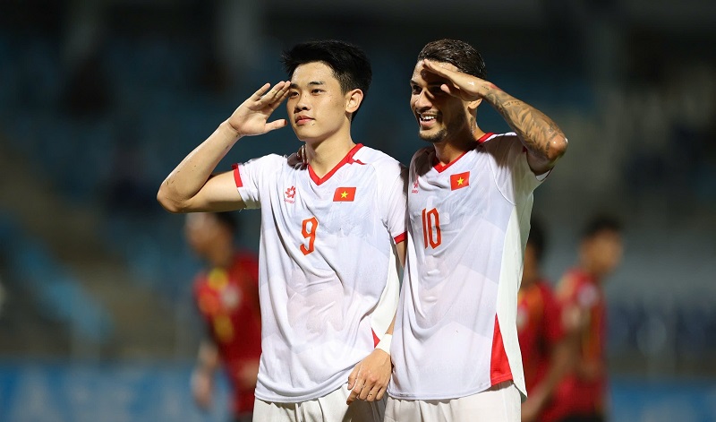 Trước giờ bóng lăn