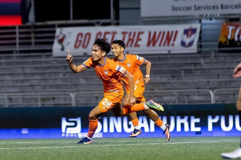 Blaublitz Akita vs Albirex Niigata - Xây chắc ngôi đầu