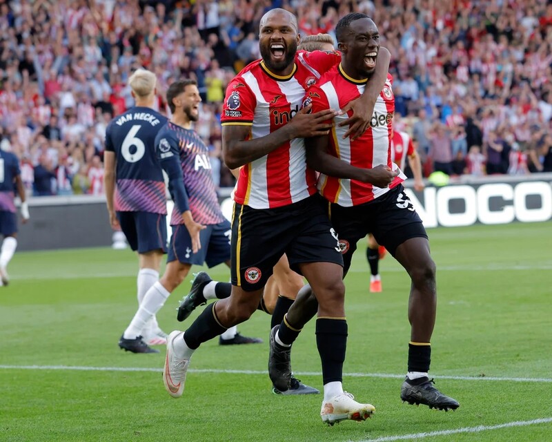 Brentford vs Sunderland - Mèo Đen gặp khó trước Bầy Ong