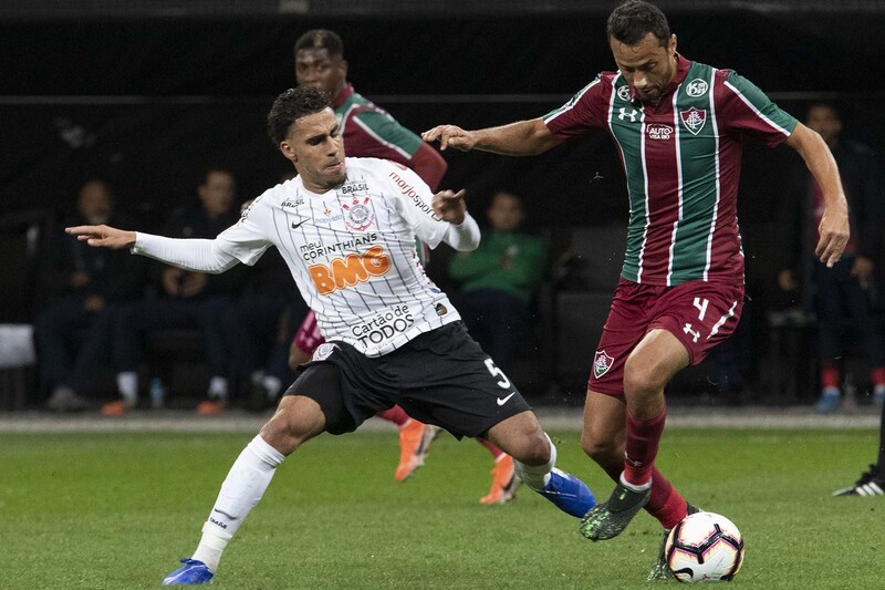 Corinthians vs Fluminense - Tận dụng thời cơ