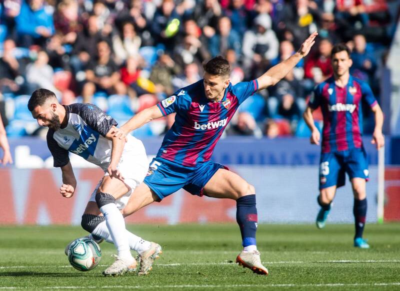 Malaga vs Levante - Tân binh chìm trong khủng hoảng