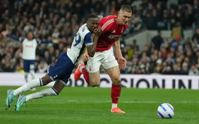 Thành tích thi đấu gần đây của Nottingham vs Tottenham