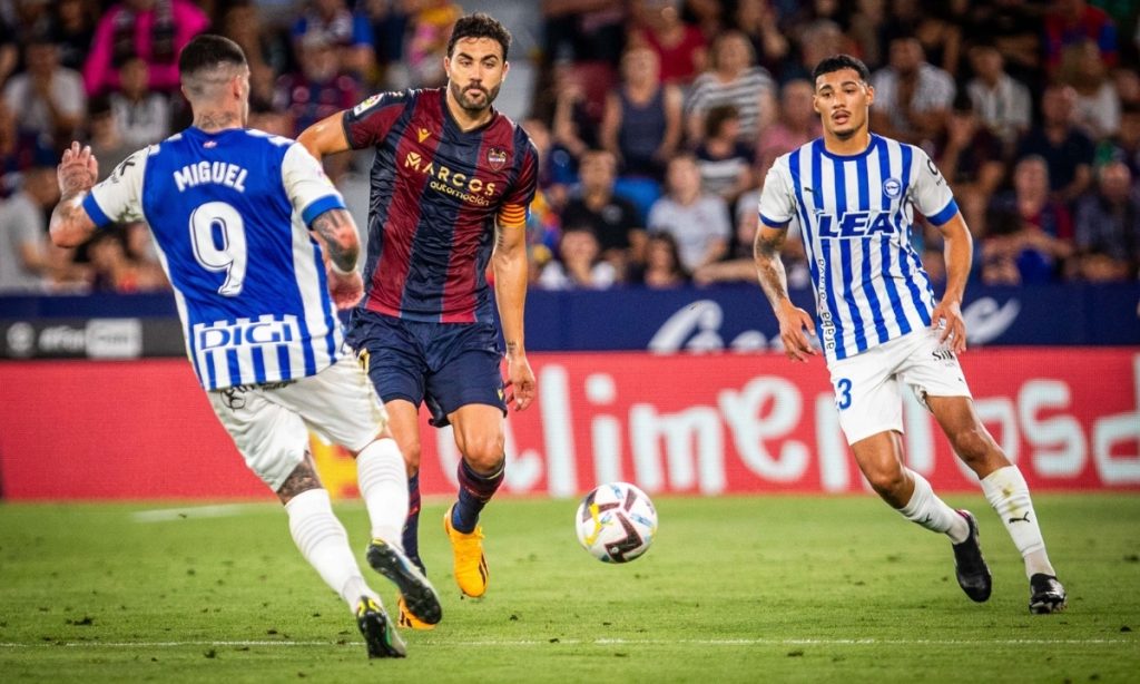 Phân tích phong độ Deportivo vs Levante